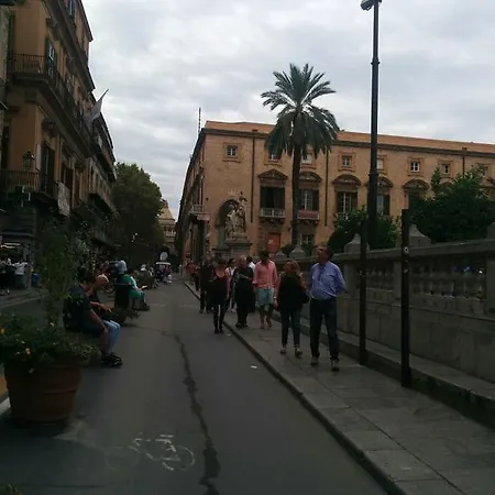 Casa Del Baronello Holiday home Palermo